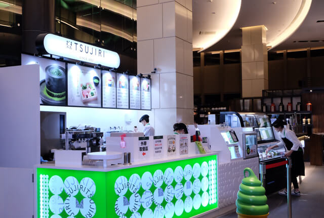 2015年10月才開幕的松山旗艦店-TSUJIRI辻利茶舗松山車站旗艦店