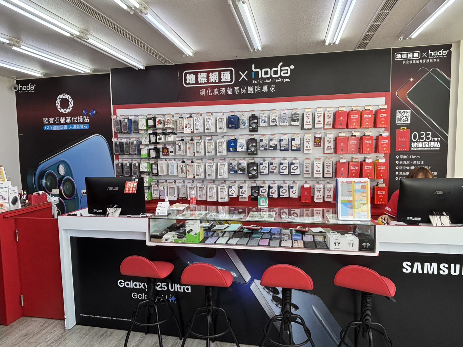 台南通訊行買手機指南:通訊行比較與實際體驗整理! 通訊行手機+配件一站式購足,地標網通買手機最省事!
